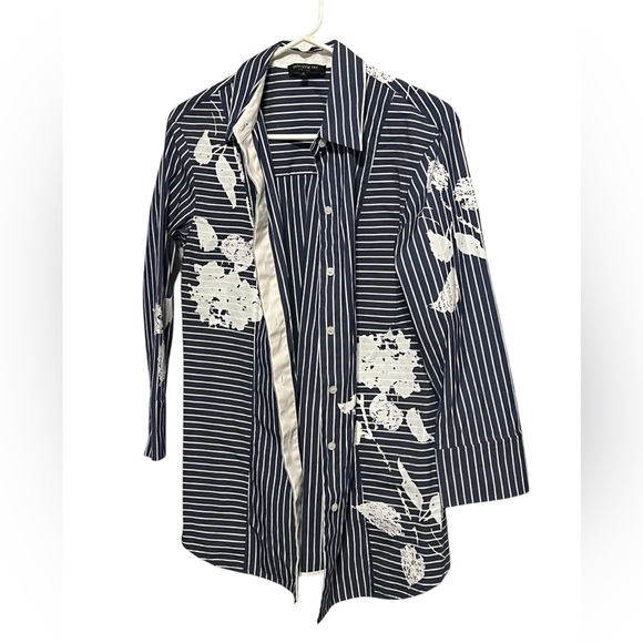 Lafayette 148 New York blue & white striped floral button down 3/4 sleeve shirt - Picture 6 of 11